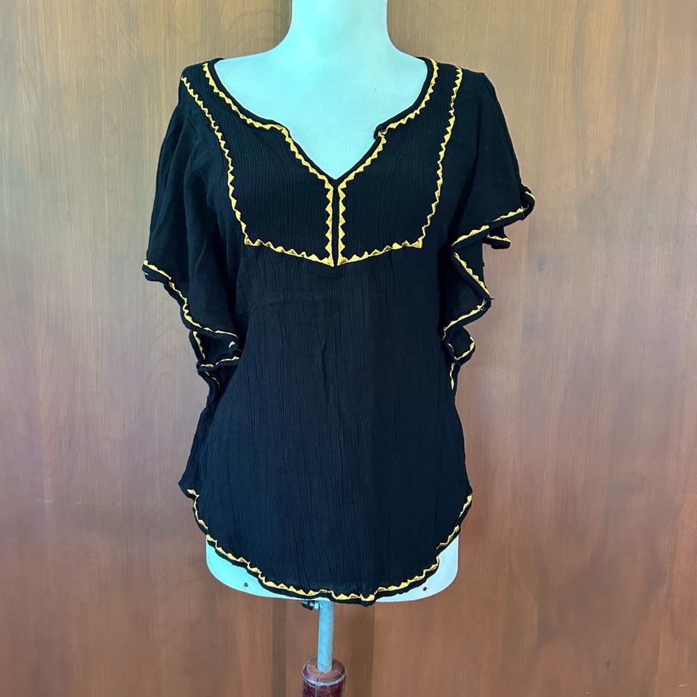 Earthbound Trading Co. black and yellow top